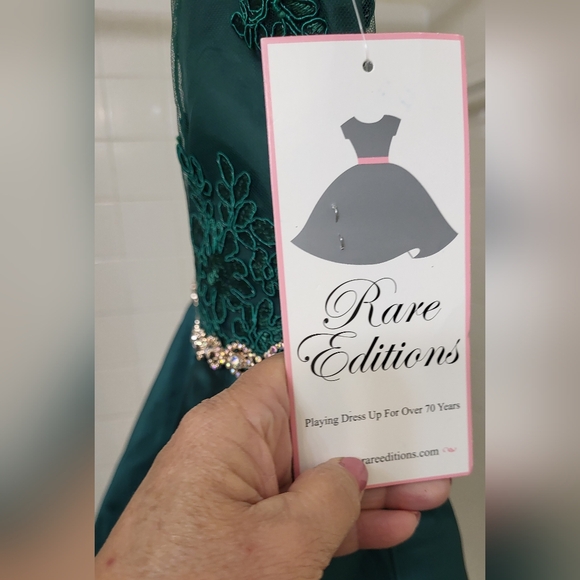 Girl's green lace & satin prom formal dress by Rare Editions from Macy's Size 16 - Picture 12 of 16